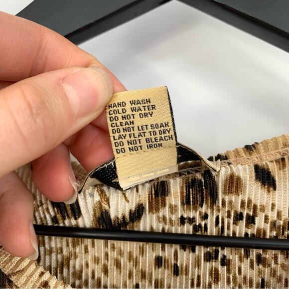 PLISSÉ Pleated Animal Print Tank Top Brown Black S - Picture 4 of 5